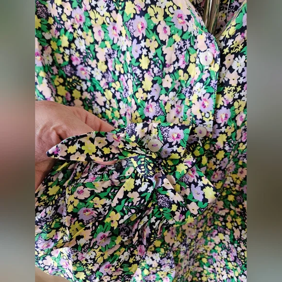 NWT- Maeve Anthropologie - Ashleigh Puff Sleeve Blouse - Size M - Picture 5 of 11